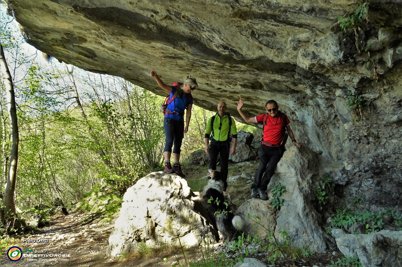 21 Roccione sporgente a mo' di tettoia, chiamata 'Corna del tecc'.JPG